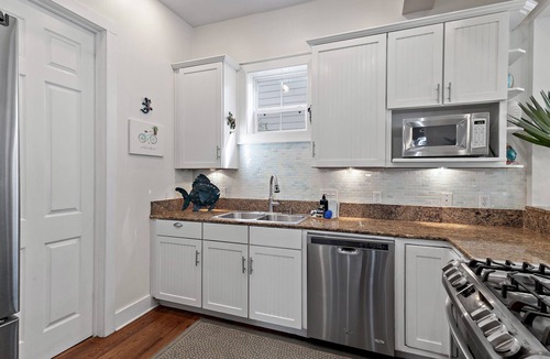 Seagrove Beach House | NO HASSLE BEACH ACCESS! 3 bd, 3ba, 2 Pools, Pet Friendly-10% off 7-day rentals