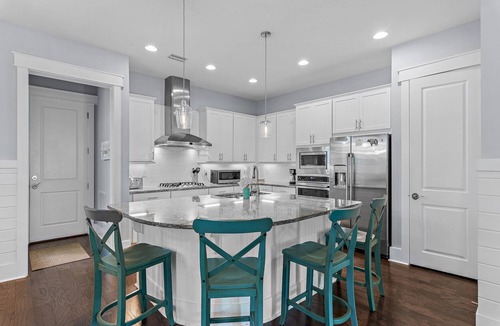 Santa Rosa Beach House | Nothing But Blue Skies 5 Bikes | 6-Seat Golf Cart | 2 Resort Pools, Pickleball Courts