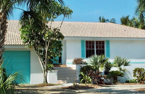 Shell Harbor House | Now Available! Enjoy Panoramic Water Views, Pool, Dock, Beach Parking Permit & Pup Friendly!