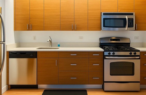 Midtown West Apartment | NYC Studio with Private Bathroom & Kitchenette 45 street Time Square