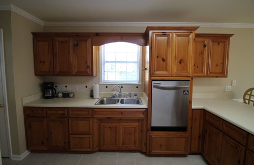 Valdosta House | Oak Garden Getaway - Prime Valdosta Location Convenient to Everything