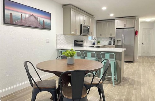 Port Orange House | Oasis House 3Bed+2Ba+Pool+Garage. Bikes welcome!
