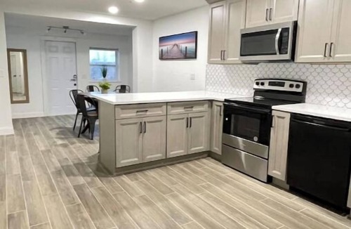 Port Orange House | Oasis House 3Bed+2Ba+Pool+Garage. Bikes welcome!