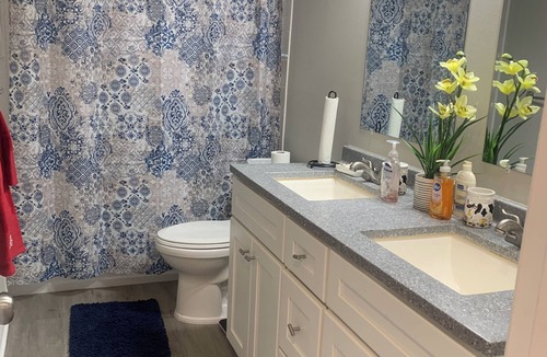 Fairvilla House | Occupied private 3/2 split plan quite home with 2/1 available in sunny Orlando