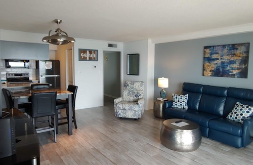 Ocean Drive Condo | OCEAN BLISS! Beautiful oceanfront condo with large balcony and amazing views!