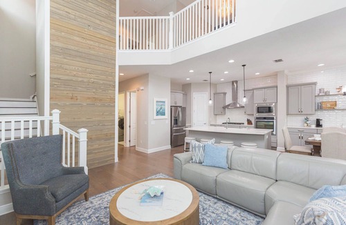 Redington Beach House | Ocean Breeze of Redington Beach—Luxury 4-Bedroom Townhome, 2 Min. Walk to Beach!