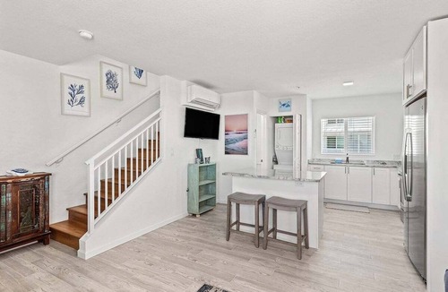 Little Venice House | Ocean Isles #123~ Sea Breeze, Oceanfront!
