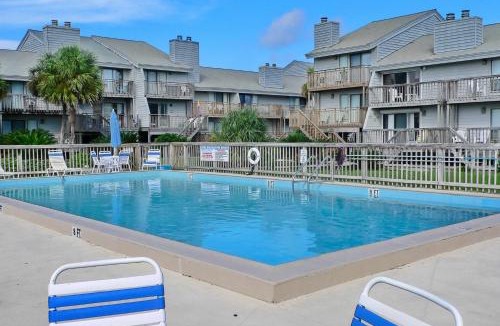 East End Apartment | Ocean Mile G-3