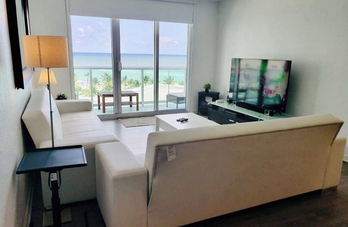 Hollywood South Central Beach Condo | Ocean view Apartment - TIDES on Hollywood Beach