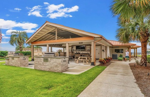 Panama City Condo | Ocean Views/Newly Renovated 2 Bedroom 1 Bath Condo