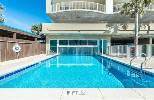 Long Beach Apartment | Ocean Villa 2004 by Emerald Coast Retreats Unit