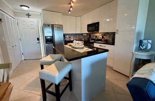 Fort Pierce Condo | Ocean Village Beachfront Escape, Golf,Heated Pools,Pickleball ,tennis,and more.