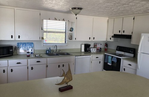 South Ponte Vedra Beach House | Oceanfront 3 bed, 2 baths Cottage.Enjoy WHALE WATCHING from Jan -Mar 2019