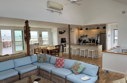 West Hampton Dunes House | Oceanfront 5 Bedroom on Dune Road in Westhampton ! Enjoy a Private Ocean Beach