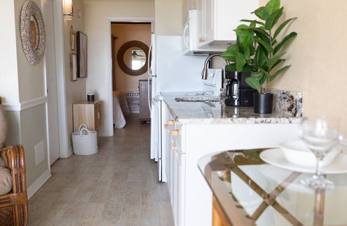 Crescent Beach Apartment | Oceanfront Apartment for 2 - steps to the beach