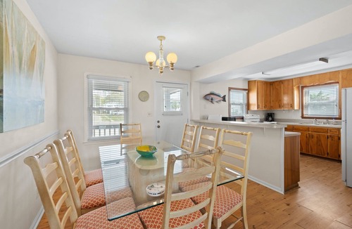 Crescent Beach House | Oceanfront Crescent Beach 7Q 4Tw - Ebbtide