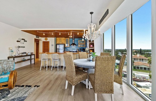 New Smyrna Beach Condo | 🏖️Oceanfront Golden Arms | Pool | Walk to shopping & dining | #501🌊