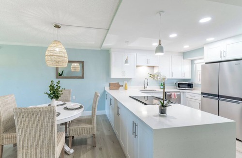 Satellite Beach Condo | Oceanfront Ground-Floor Getaway with Pool & Beach Access ☀️