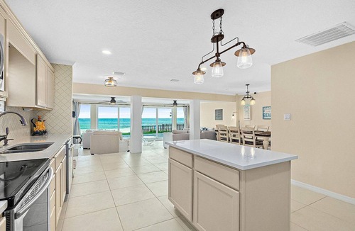 Daytona Beach Shores House | Oceanfront Beach Villa on Daytona Beach Shores