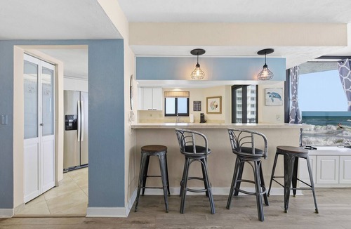 Daytona Beach Shores Condo | 🌅Oceanfront | Incredible Ocean Views | Pet Friendly | Sherwin 901🌅