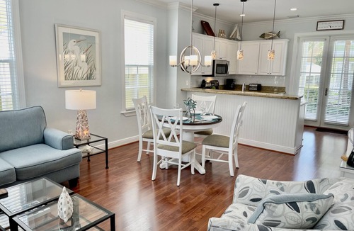 Islamorada House | OCEANSIDE ANGLERS REEF HOME- Gated community- Pool, Dock, Private Beach