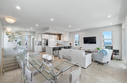 Monroe County House | Oceanside Retreat w/Rooftop, Pool & Kayaks
