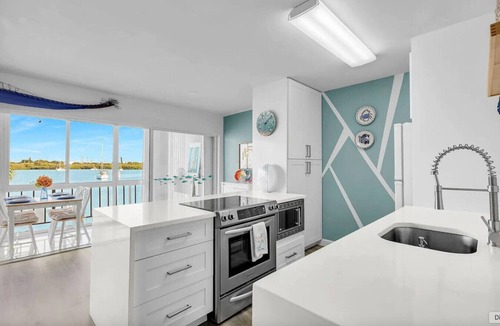 Marathon Condo | Oceanview Condo w/Pool + Direct Beach Access