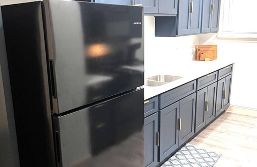 Perdue Hill Apartment | Ola's Retreat offering luxury accommodations in Monroeville, Alabama.