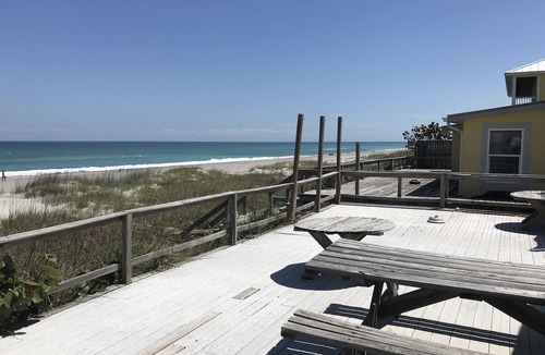 Interchange Square House | Old Florida Oceanside Comfort