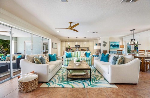 Anna Maria House | Once Upon a Tiki - 211 Chilson Ave