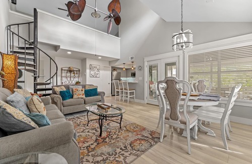 Gulf Pines Cottage | Only 7 minute walk to the beach! Now booking for Summer 2025