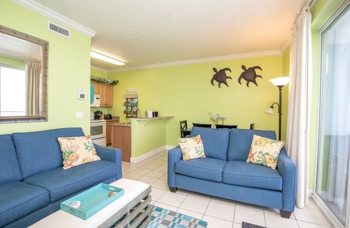 Long Beach Condo | OPEN 7/25-7/29 2 FREE Beach chairs Condo on the Beach