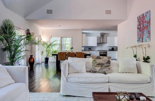 Tuckahoe House | Open Floor Plan, Private Tennis Court, Close to Ocean Beaches and.