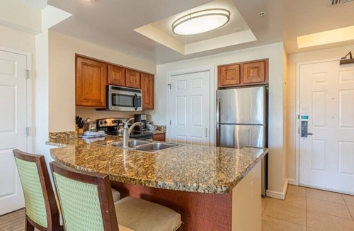 Williamsburg Condo | Orlando | Orlando Golf Stay | Pool & Golf | 3BR Sleeps 12