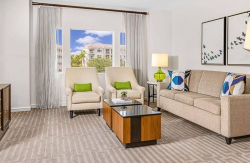 Williamsburg Resort | Orlando Resort Escape with Pools & Spacious 2BR Villa Near Attractions