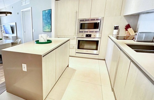 Hollywood South Central Beach Condo | Outstanding 2 Bedroom Apt at Lyfe Resort