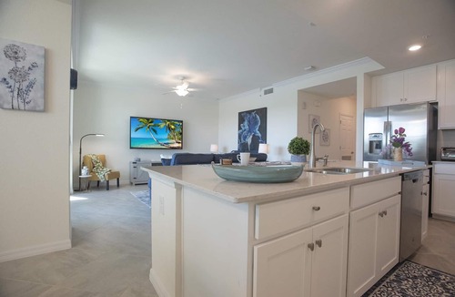 Lakewood Ranch Condo | Outstanding 2/bed, 2/bath with Lake and Green View