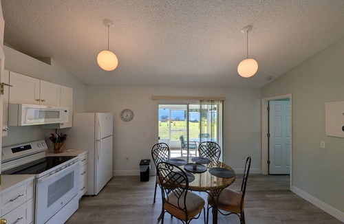 Palm Bay House | Palm Bay Retreat - Explore Nature, Parks & Beaches