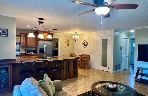 Palm Harbor House | Palm Harbor "Sunset Beacon Retreat"