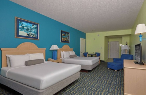 West Panama City Beach Hotel | Palmetto | Classic QQ | Family Beach Trip | Near Pier Park