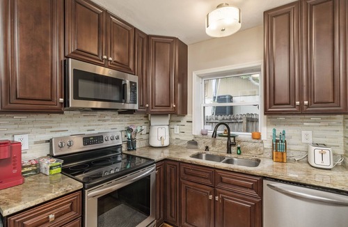 Palmetto House | Palmetto Historic Beach Cottage