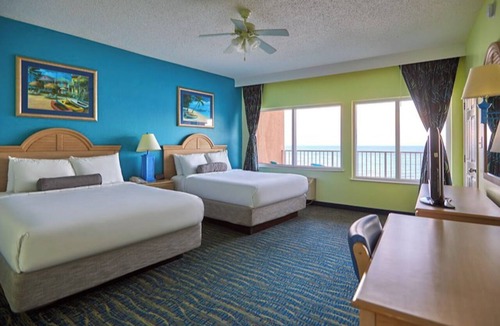 West Panama City Beach Hotel | Palmetto | Premier Suite | Group Beach Stay | Gulf Views