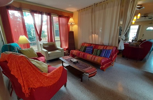 Lake Worth Corridor House | Palmetto Room with king bed in large house to share