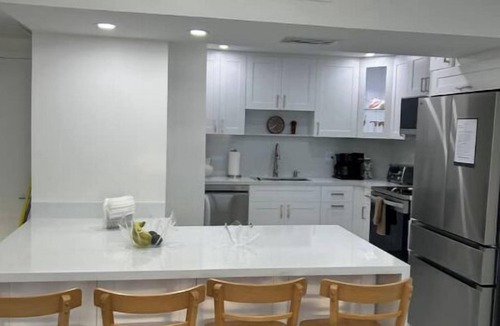 Hollywood South Central Beach Condo | Panoramic Beachfront Views!