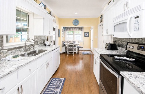 Dune Allen Beach House | Panoramic Ocean View ☀️ Near Beach | Family Friendly | Saltwater Pool ☀️ Barbie Bathroom!
