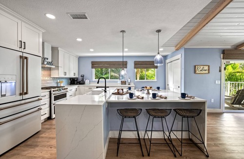 Siesta Key House | Paradise Cove | Private Pool & Spa, Putting Green, Walk to Siesta Key Beach