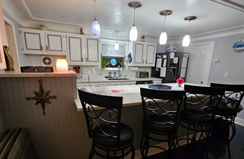 Estral Beach House | Paradise found in this charming 2-bedroom house on Lake Erie Waterfront