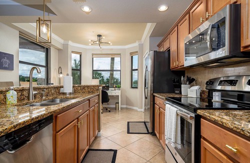 Naples Condo | Paradise on the Link’s | Golf Bundled, Pet Friendly, Resort Amenities, Sunsets