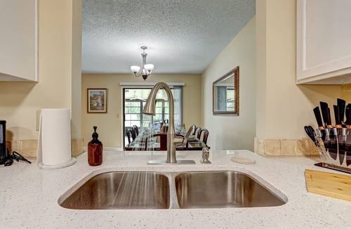 Sunbeam House | Patio Paradise, 2 Bedrooms, 3 Full Bathrooms, Screened patio, Large Backyard