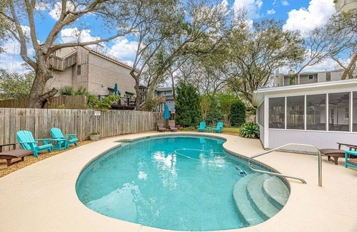 East Beach House | Peace of the Beach | 7BR East Beach St. Simons Island Rental with Pool